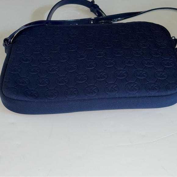 Michael Kors Signature Embossed Neoprene Padded Tablet Crossbody Bag Navy - Picture 7 of 8